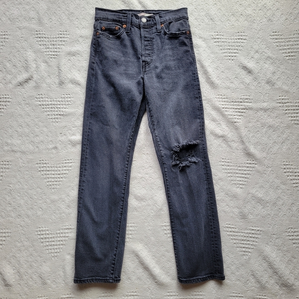 Levi's Distressed Wedgie Straight Leg Casual Everyday Coastal Denim Jean- Black